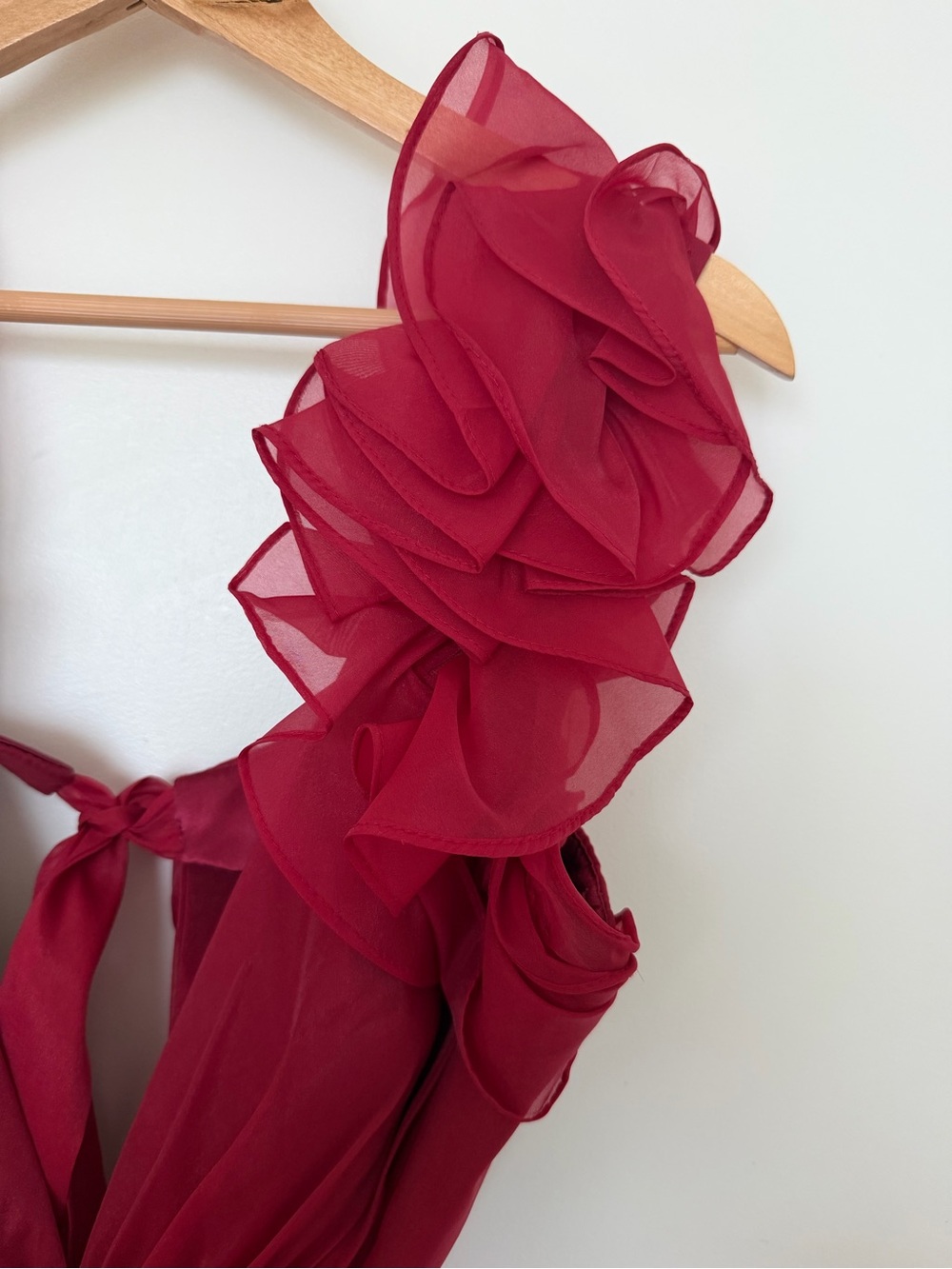 Mac Duggal Red Backless Ruffle Evening Gown - Picture 9 of 12